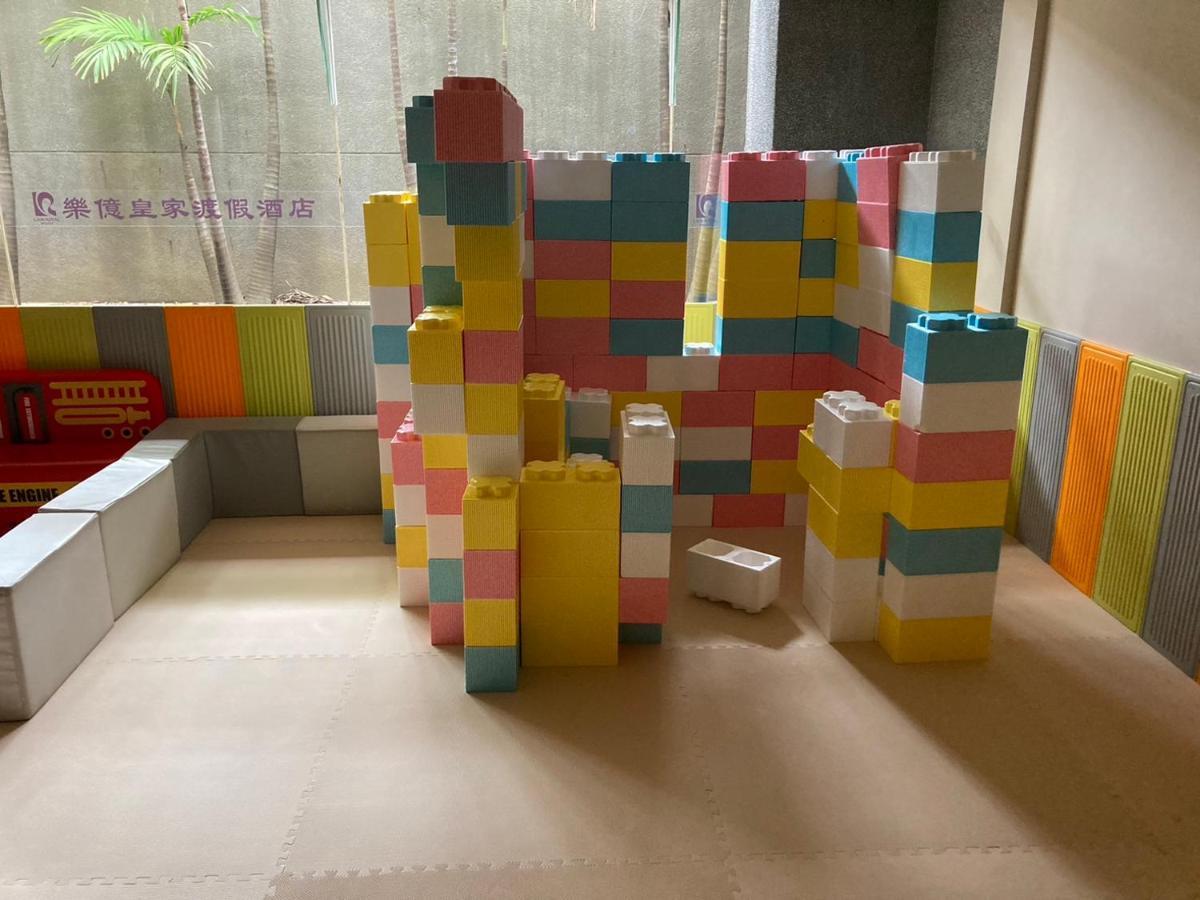 Look Royal Resort Csiaji Kültér fotó Duplo blocks