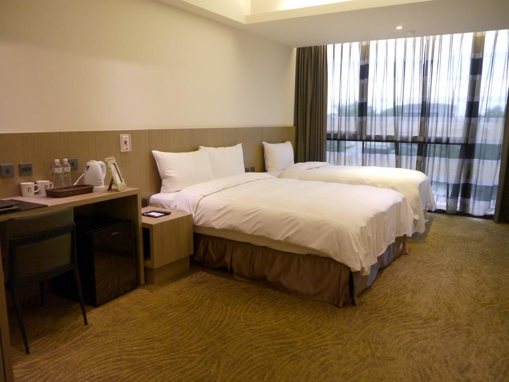 Look Royal Resort Csiaji Kültér fotó A room at the hotel