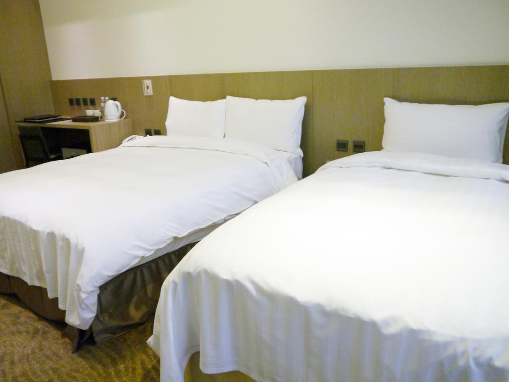 Look Royal Resort Csiaji Kültér fotó A room at the hotel