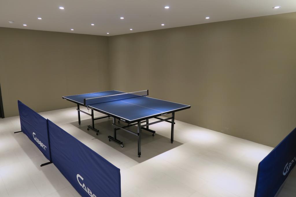 Look Royal Resort Csiaji Kültér fotó A table tennis table